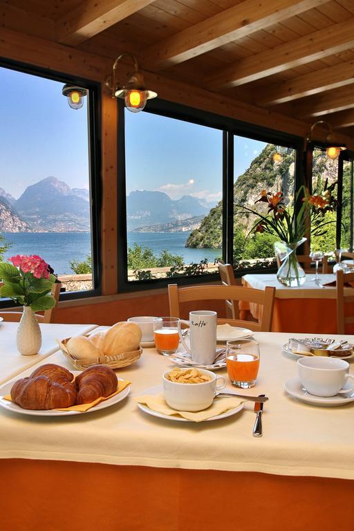 Camping Alpino - Nature Village Malcesine Exterior foto